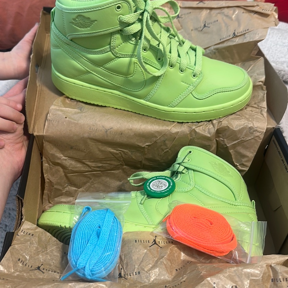 Billie rikishi x woman’s air Jordan 1 Jo volt sneaker size  woman’s 8